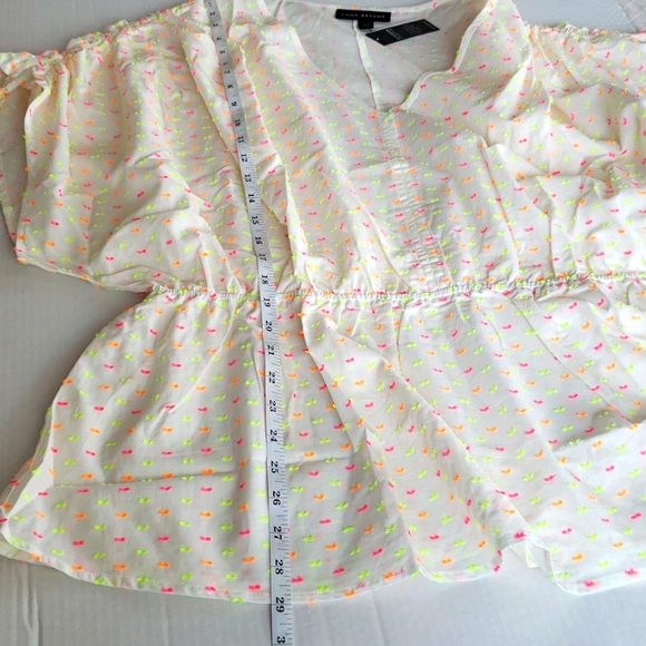 Women’s Plus Lane Bryant Bright White Orange Pink Blouse V Neck Top - Picture 5 of 13